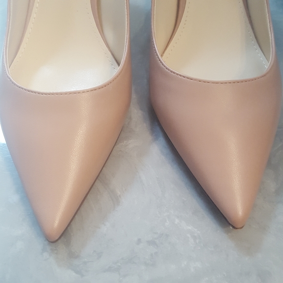 Nine West Shoes - Nine West light pink pumps in box/ never worn